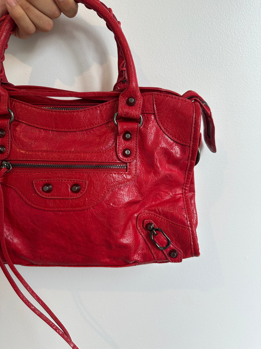 LE CITY ROGUE RED